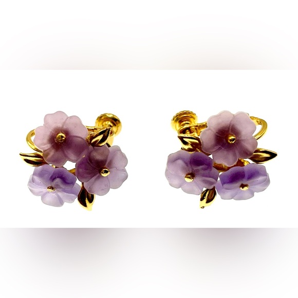 Vintage Signed Napier GoldTone Spring Back ClipOn Earrings Purple Lucite Flowers - Picture 5 of 11